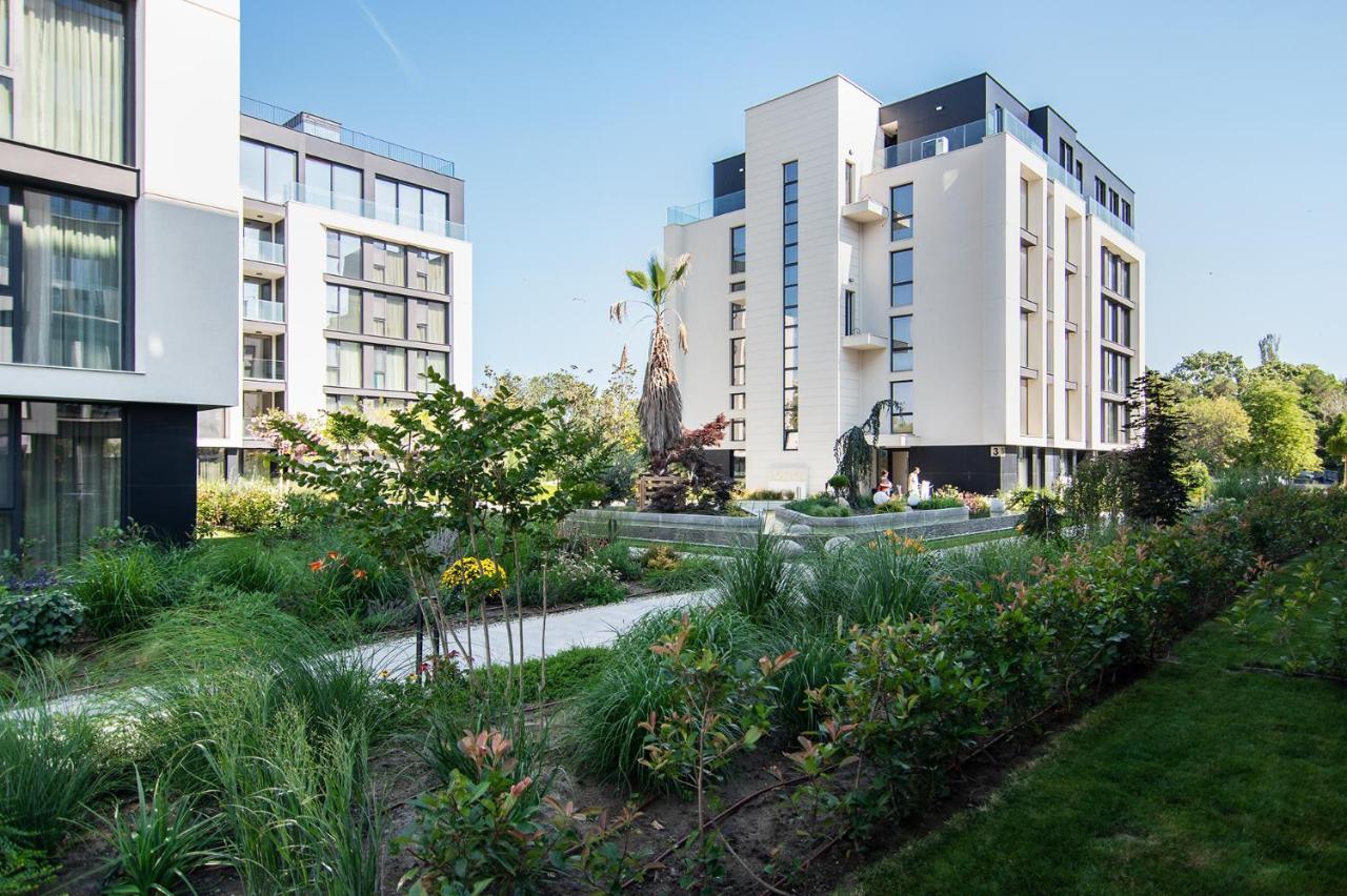 Sea Flats With Parking And Pool In Azur Residence Sf. Constantin și Elena Exterior foto