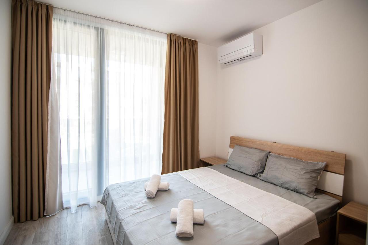Sea Flats With Parking And Pool In Azur Residence Sf. Constantin și Elena Exterior foto